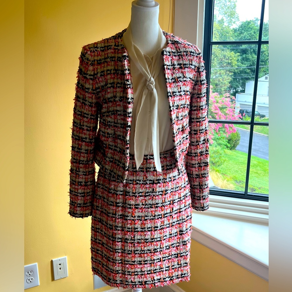 LK Bennett Pink Tweed Suit Sz US 4/6